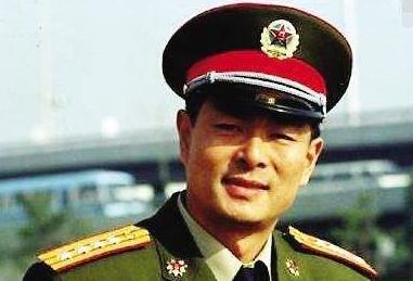 濮存昕年轻照片,从青涩少年到魅力大叔的蜕变之路